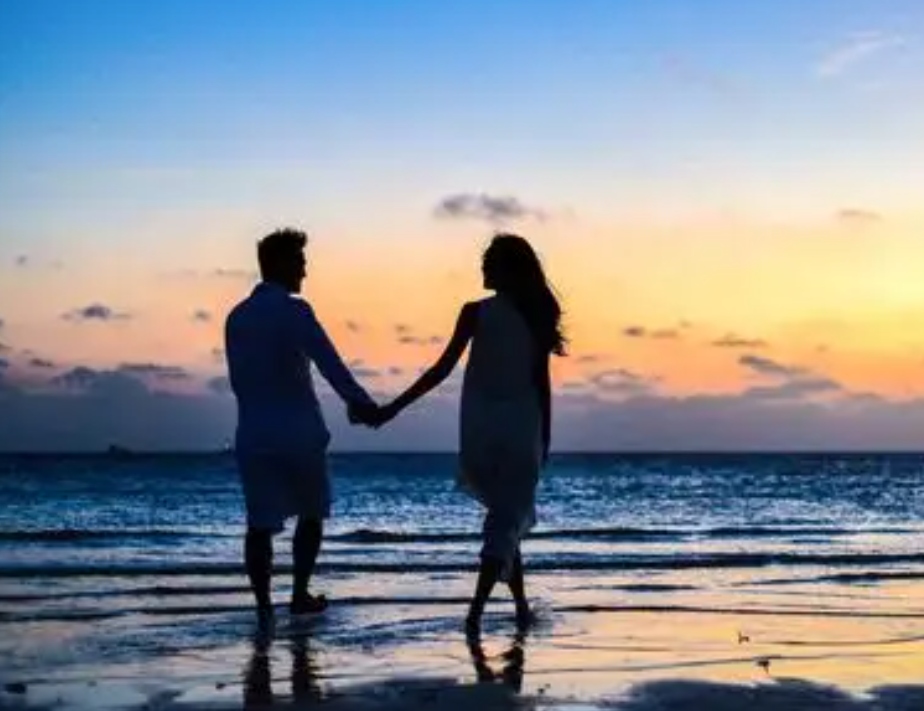 上海市私家侦探：女儿把父母当仇人怎么办